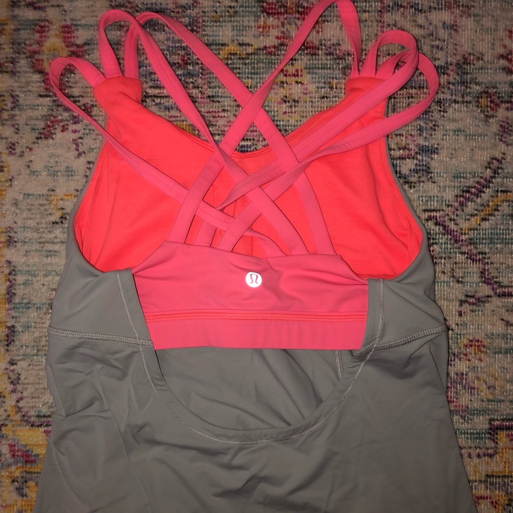 Lululemon Tank w sports bra connected